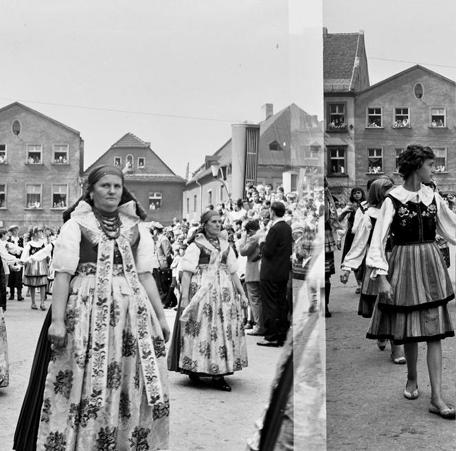 Pochód gwarkowski w latach 60. i 70.  Ale stroje! 