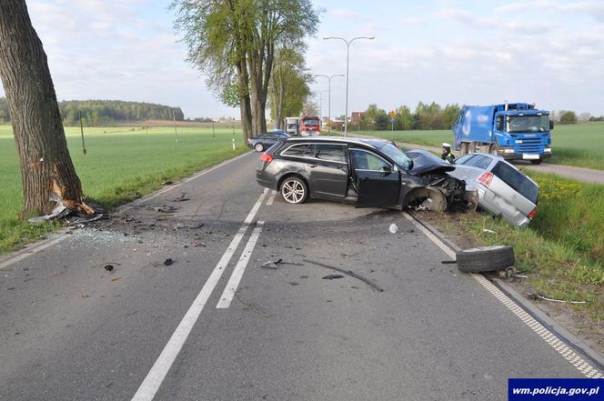 Ople zderzyły się na prostej drodze