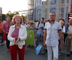 Potańcówka w centrum Katowic. Wyspiański znów porwał tłumy do szalonej zabawy