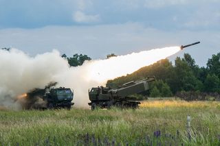 Czołgi K2 i wyrzutnie HIMARS