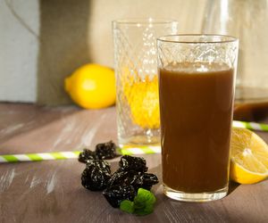 Wspiera odchudzanie, oczyszcza jelita. Szklanka dziennie pozbawi cię oponki raz-dwa