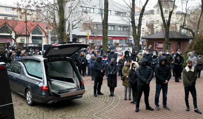 Pogrzeb Marka "Krzykacza" Pawłowskiego ze "Złomowisko PL"