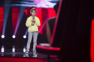 Franek Płatek ma 9 lat i już skradł serca trenerów. Kim jest uczestnik The Voice Kids 5?
