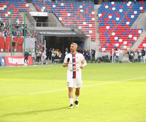 Górnik Zabrze remisuje z Koroną Kielce. Ratunek nadszedł w ostatnich minutach. Wielkie emocje na trybunach