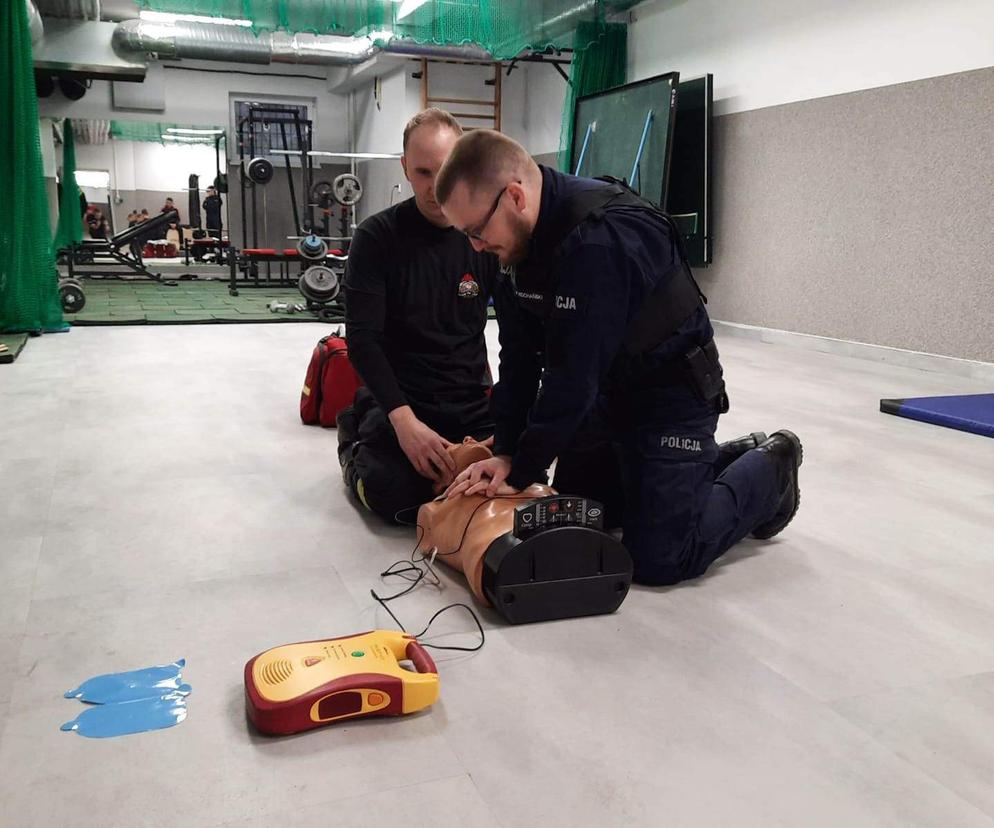 Strażacy z Braniewa zrealizowali kolejne zajęcie z zakresu pierwszej pomocy 