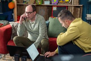 Barwy szczęścia odc. 2995: Sebastian (Marek Krupski), Marek Złoty (Marcin Perchuć)