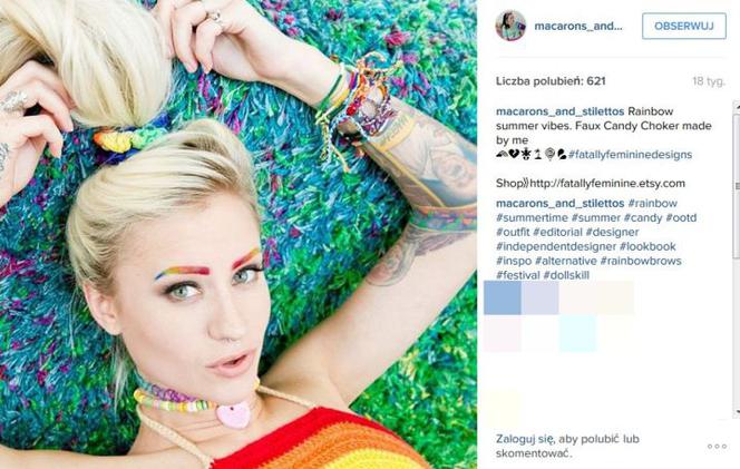 makijaż, tęczowe brwi, kolorowe brwi