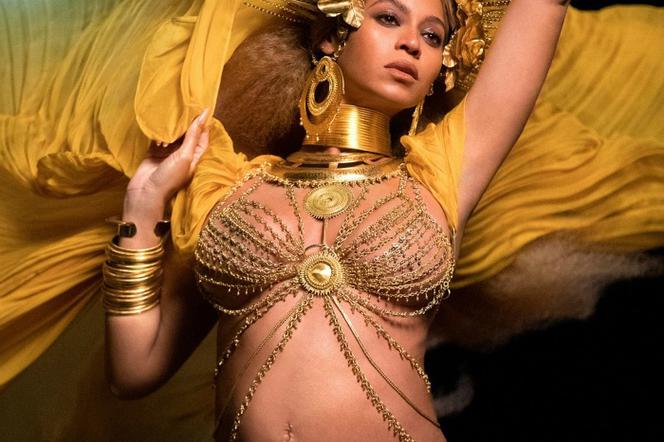 Beyonce pokazała ogromny brzuch Kiedy urodzi bliźnięta?