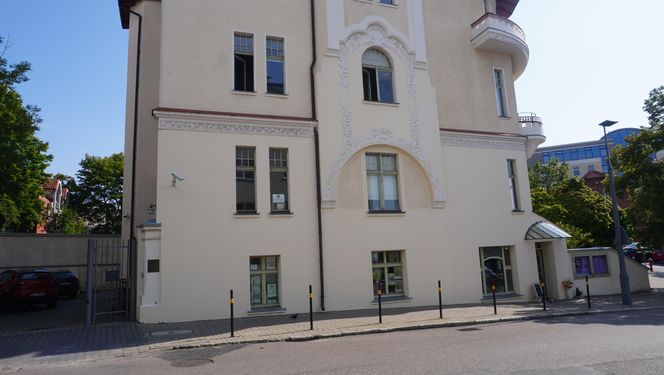 To jedna z piękniejszych kamienic w Olsztynie. Przetrwała wojnę