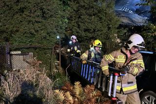 Wielka akcja strażaków pod Pruszkowem. Dom płonął na oczach mieszkańców