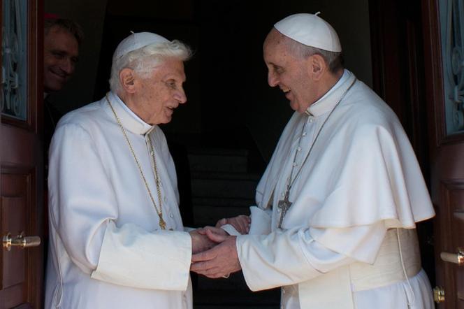 Awantura o dwóch papieży