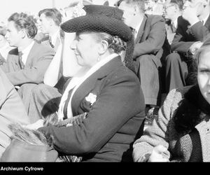 Kibice podczas meczu Legia Warszawa - Polonia Warszawa (1949)