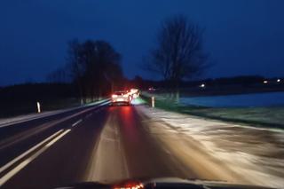 Trudne warunki na drogach w Podlaskiem. Możliwe opady marznące