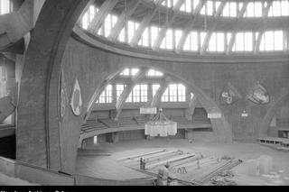 Powojenny Wrocław. Niektóre miejsca są wręcz nie do poznania! [GALERIA]