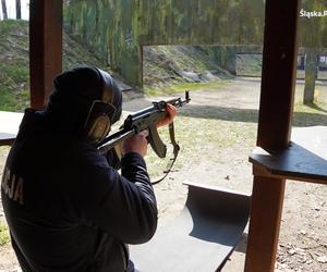 Śląscy policjanci doskonalili umiejętności strzeleckie [ZDJĘCIA]
