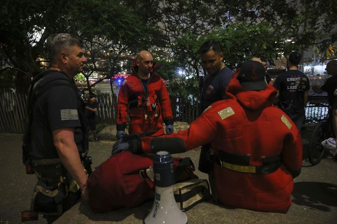Tragiczny wypadek meksykańskiego żaglowca Cuauhtémoc w Nowym Jorku. Dwóch marynarzy nie żyje, 22 zostało rannych