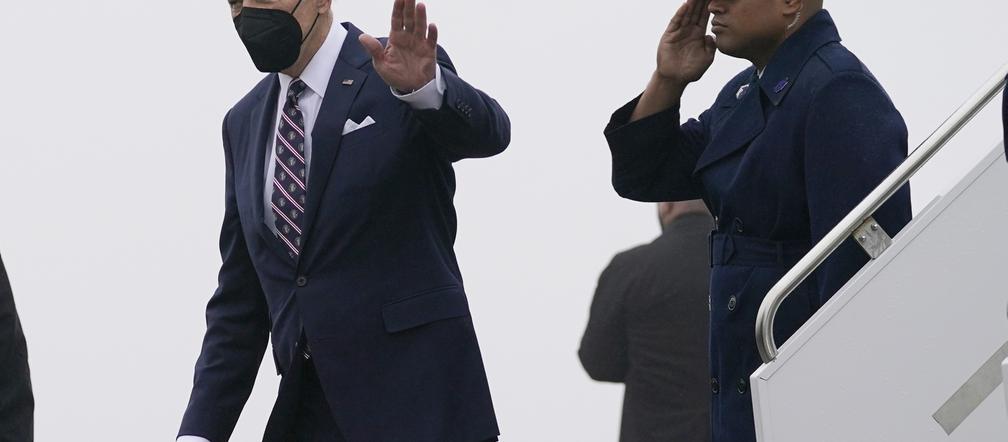 Przyjechał walczyć z nielegalną bronią