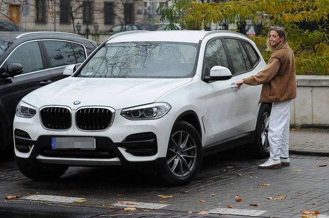 Lara Gessler jeździ BMW