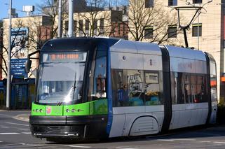 Czego nie wolno robić w szczecińskich tramwajach? Dowiesz się z plakatów!