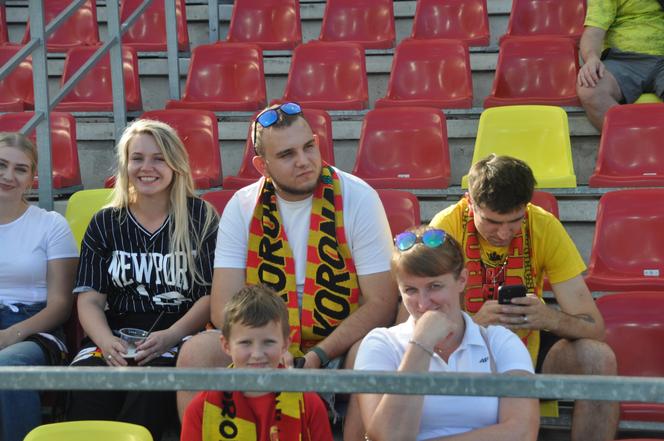 Korona Kielce - Cracovia. Zdjęcia kibiców podczas meczu. 10 sierpnia 2024