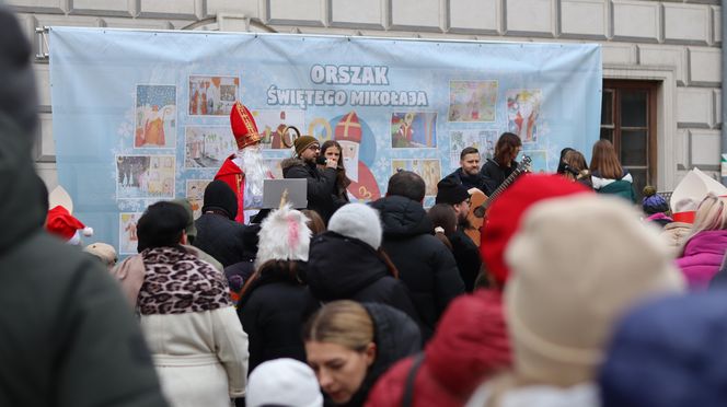 Ulicami Lublina przeszedł Orszak św. Mikołaja