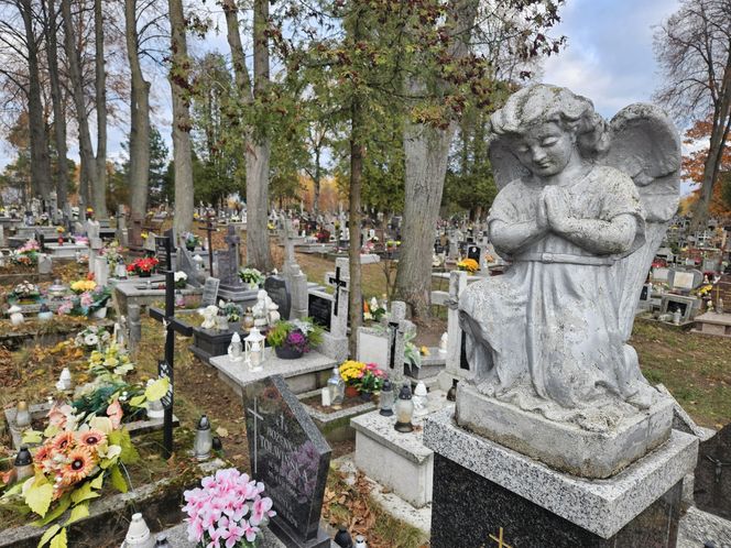 "Wzgórze Anielskie" na Cmentarzu Farnym w Białymstoku