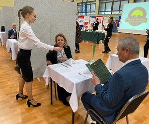 Znamy wyniki Mistrzostw Młodych Kelnerów. Zwyciężyła uczennica siedleckiej „Samochodówki”