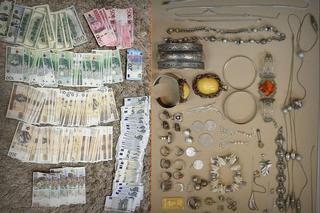 Próbowali wyłudzić od seniorów ponad 300 tys. zł. Dwóch 20-latków odpowie za oszustwa metodą „na policjanta”