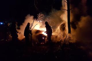 Sokólscy policjanci zatrzymali 50-latka podejrzanego o podpalenie 70 bel słomy na terenie gminy Suchowola