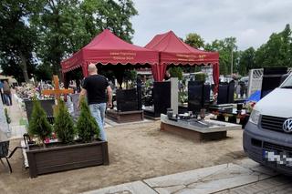 Przejmujący pogrzeb Michała w Inowrocławiu. Bliscy pożegnali 27-latka, który zmarł po policyjnej interwencji