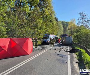 Poważny wypadek w Małopolsce. Wielu poszkodowanych. Droga zablokowana