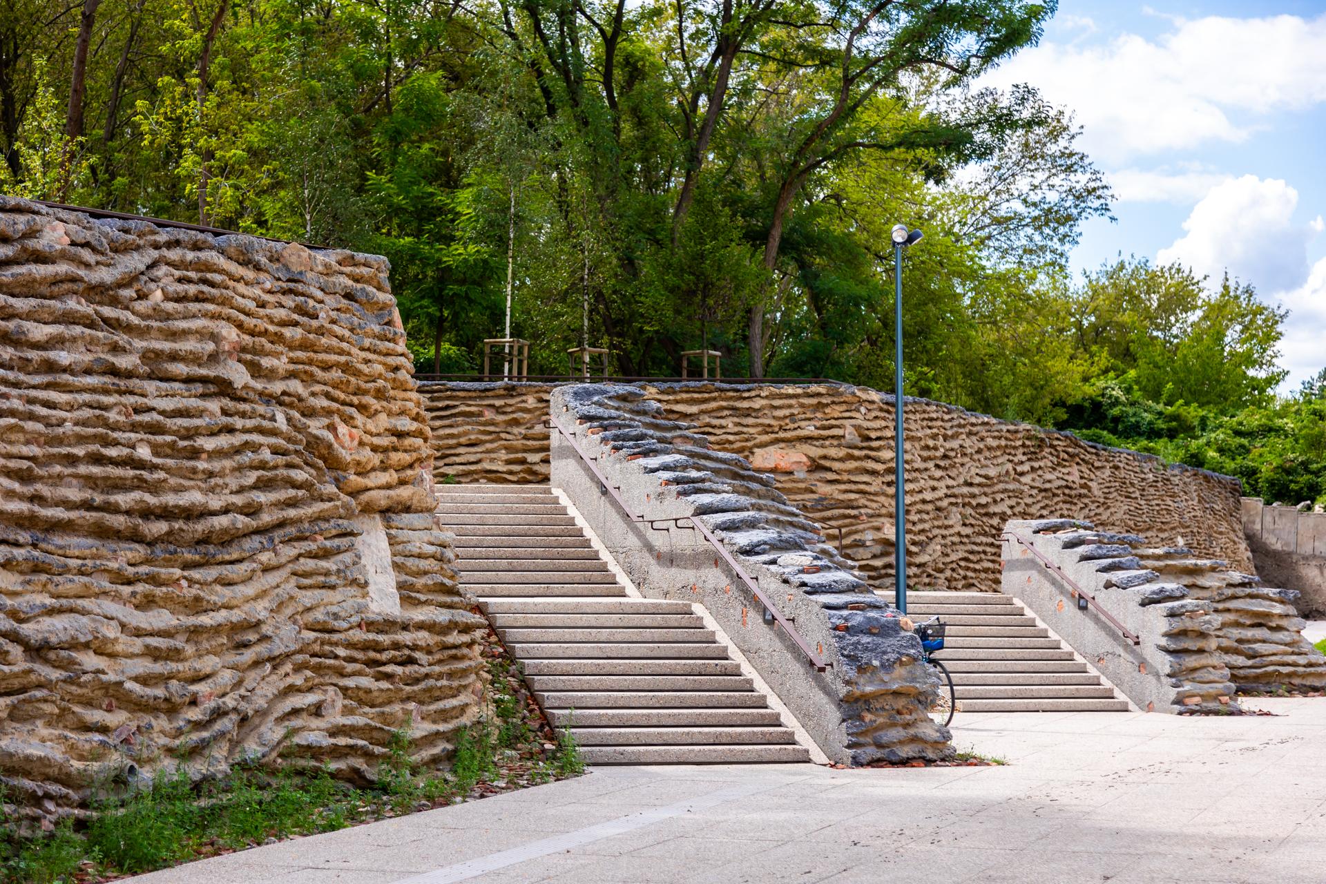 Park pod Kopcem Powstania Warszawskiego