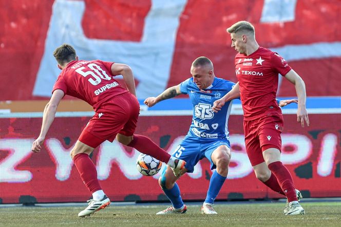 Ruch - Wisła: Wielkie racowisko kibiców