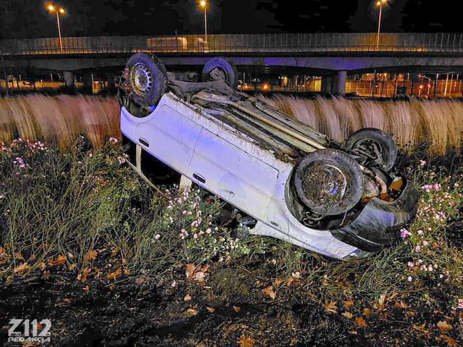 Zabrze: Pijany kierowca z Ukrainy dachował na rondzie Sybiraków. Miał ponad 2 promile!