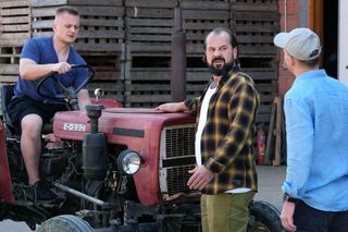 Barwy szczęścia odc. 3110. Łukasz (Michał Rolnicki), Borys (Jakub Wieczorek), syn Szymańskiego (Maciej Czerklański)