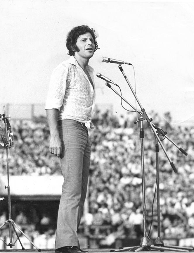 Krzysztof Cwynar walczył z nowotworem teraz walczy z rządem