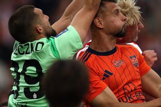 Jan Urban zaczął pracę jako selekcjoner. Był na meczu Ekstraklasy