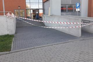 Włamanie do dwóch jubilerów w galerii handlowej w Grudziądzu. Policja szuka sprawców 