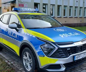 Policjanci z Ksawerowa mają nowy radiowóz. 150-konny SUV ma już nowe oznakowanie