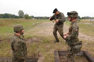 Wojek i Książulo testują wojskowe jedzenie