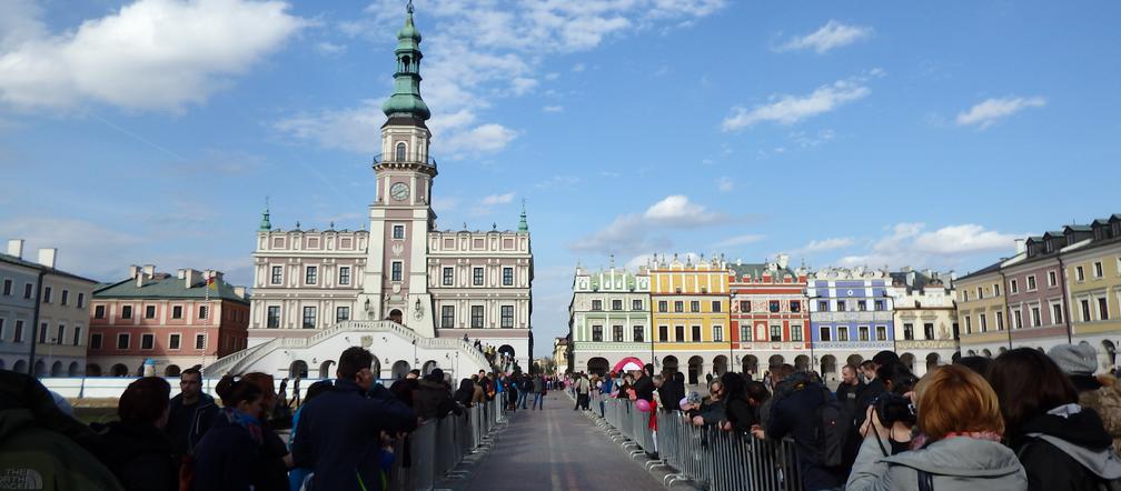 Bieg na obcasach - rynek