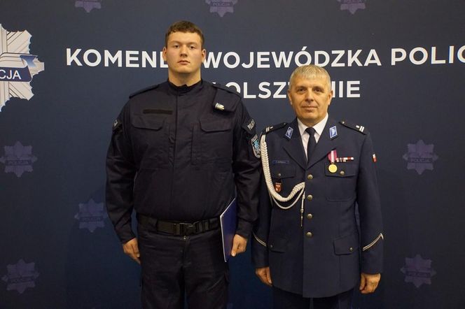 Nowi policjanci wypowiedzieli słowa przysięgi. Na Warmii i Mazurach rekrutacja wciąż trwa [ZDJĘCIA]