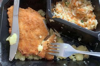 Bar Miły znajduje się przy ul. Józefa Sułkowskiego 13 