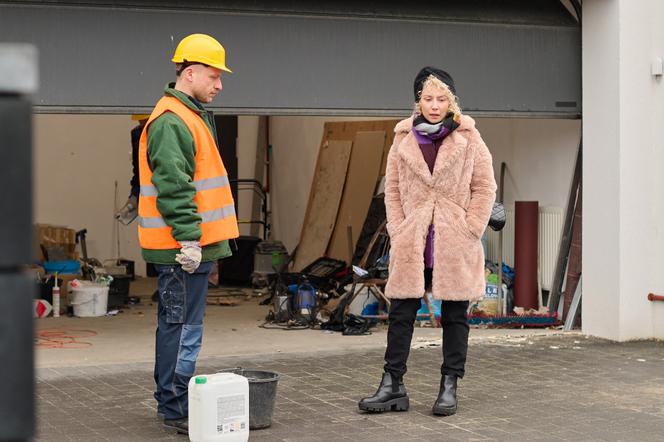 Na Wspólnej odc. 3589: Beata (Katarzyna Ptasińska), Przemo (Adam Kupaj) - przyjaciel Pawła