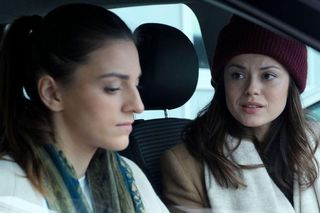 M jak miłość odcinek 1871 ostatni finał sezonu. Kasia (Paulina Lasota), laborantka Anna Sokołowska (Katarzyna Russ) 