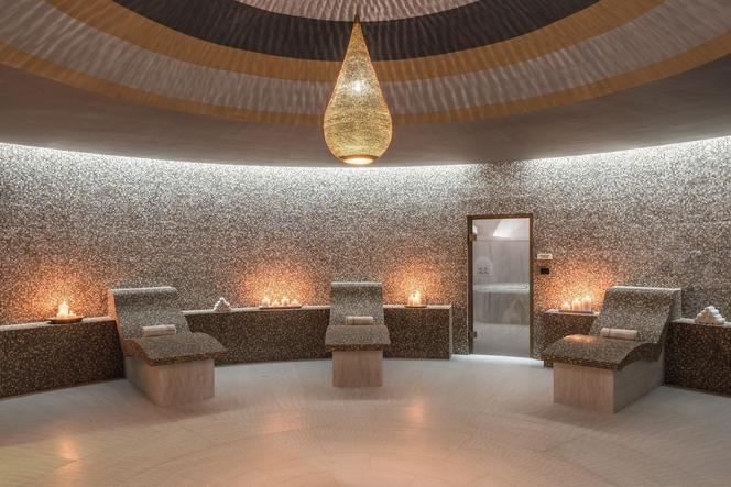 Wielokrotnie  nagradzane Euphoria Spa  (proj. DecaArchitecture, Natalia  Efraimoglou & Partners)