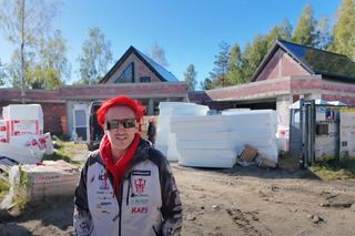 Michał Wiśniewski na budowie swojego domu
