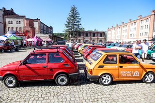Setki Fiatów 126p i koncerty. W Tychach obchodzono wielkie święto Malucha