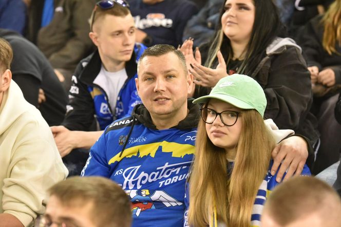 PRES Grupa Deweloperska Toruń - Betard Sparta Wrocław, zdjęcia kibiców i zawodników z Motoareny