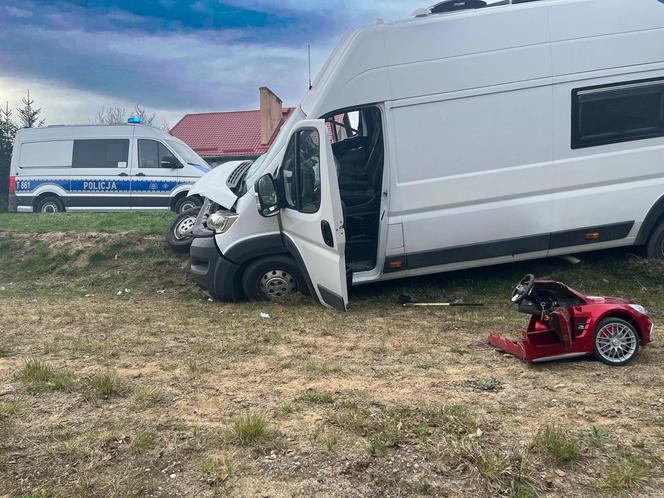 Wypadek w Małdytach. Potrącił rodzinę z dzieckiem